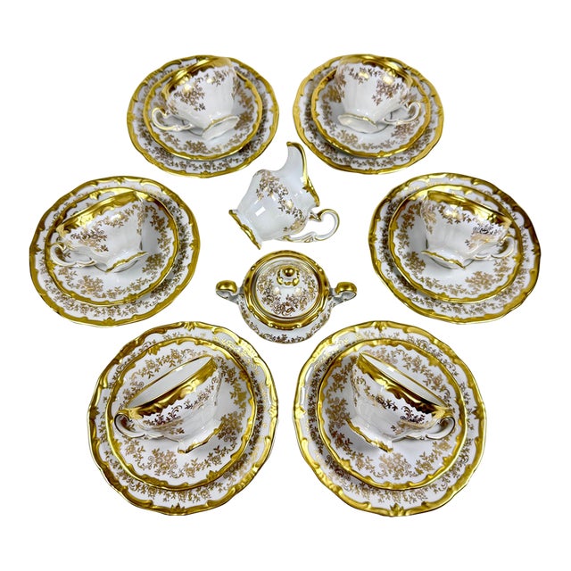 Vintage Weimar Porzellan Katharina Gold-Gilt Tea Set for 6, 20 Pieces For Sale