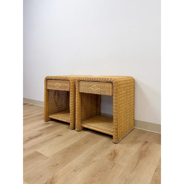 Mid 20th Century Pair of Vintage Wicker Arched Nightstands Coastal Regency Bedside Tables For Sale - Image 5 of 12