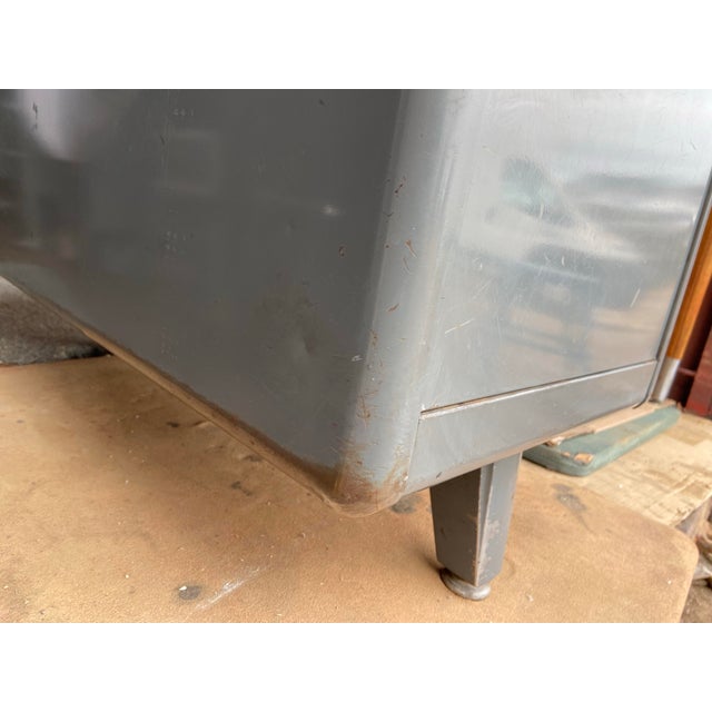 Metal 1960s Vintage Mid Century Modern Metal Tanker Desk For Sale - Image 7 of 12