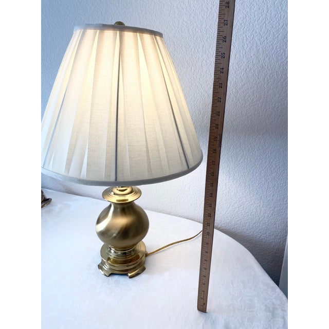 Late 20th Century Solid Brass Traditional and Classic Curvaceous Urn Shaped Lamp Mint Condition For Sale In Denver - Image 6 of 16