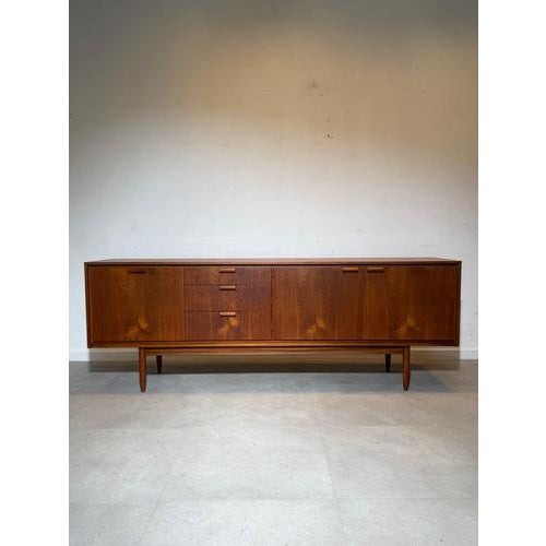 Large Mid-Century Modern British Teak Sideboard from Austinsuite For Sale - Image 4 of 10
