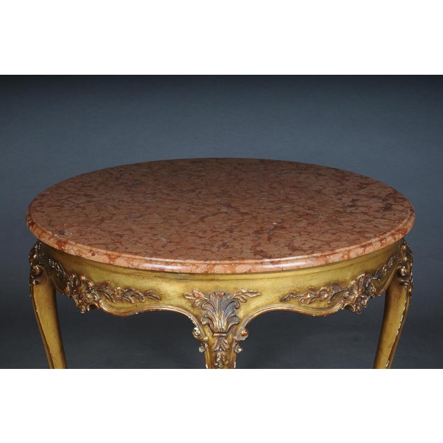 Louis XV Gilt Round Salon or Coffee Table with Marble Top, 1900s For Sale - Image 10 of 18
