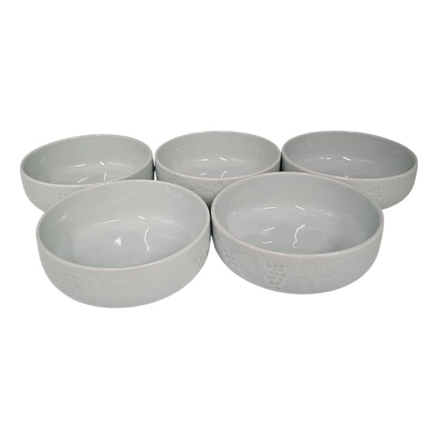 Set of 5 Vintage Korean Celadon Bowls With Grape Leaf Relief – Pale Blue Porcelain Soup or Salad Dishes For Sale