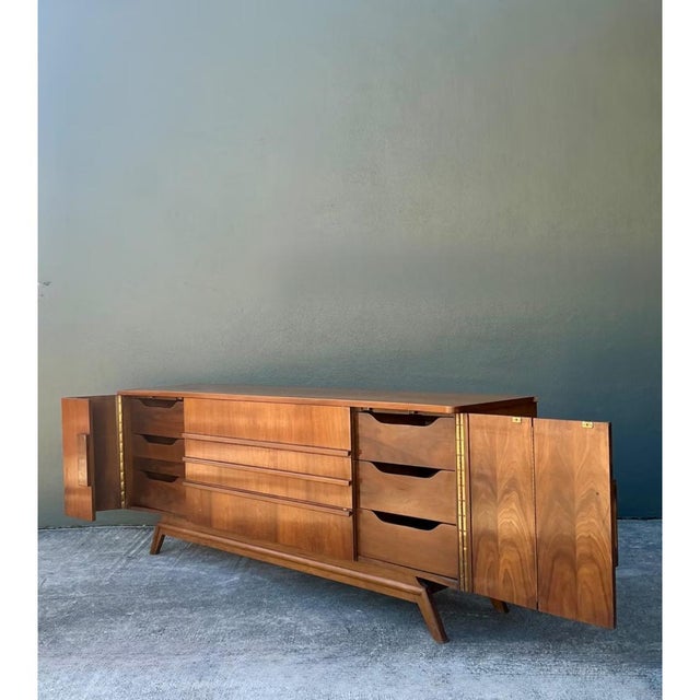Vintage Mid-Century Modern Wood Credenza For Sale - Image 4 of 12