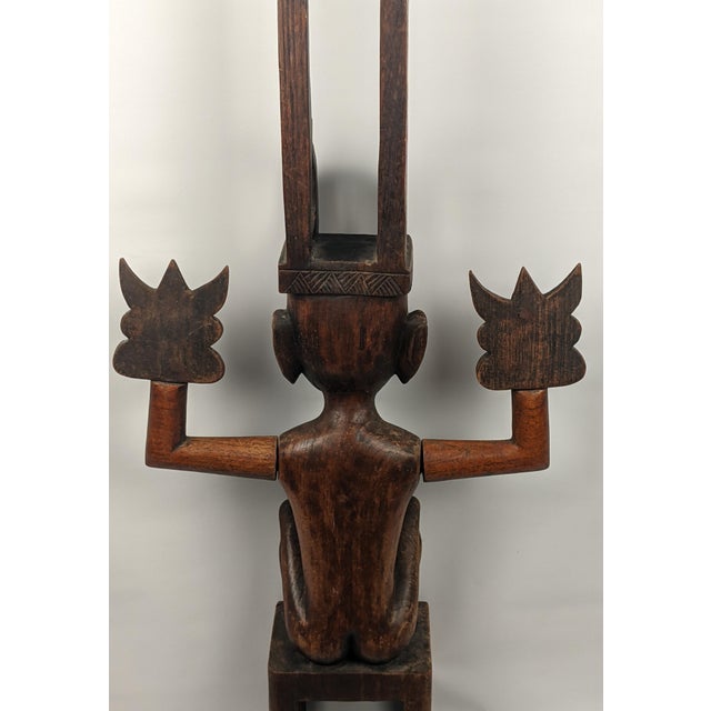 Early 20th Century Attributed Nias Ancestor Figure – Large Carved Wood Adu Zatua, Indonesia For Sale - Image 9 of 18
