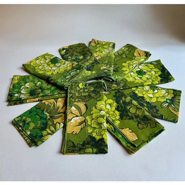 Modern Vintage 1970s Mod Vera Style Floral Dinner Napkins- Set of 10 For Sale - Image 3 of 16