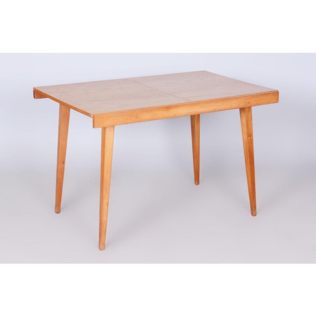 Mid-Century Czech Extendable Table in Beech and Ash attributed to Tatra Pravenec, 1950s For Sale - Image 11 of 17