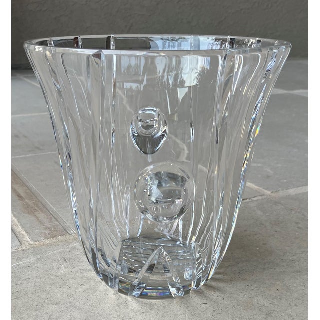Late 20th Century Flared Swirl Cut Crystal Nautilus Shell Applied Handles Ice Bucket in the Manner of Tiffany & Company For Sale In Austin - Image 6 of 18