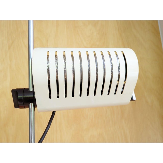 Joe Colombo Alogena Floor Lamp by Joe Colombo for Oluce, 1970s For Sale - Image 4 of 17