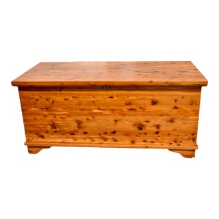 Vintage Traditional Style Dovetailed Cedar Chest W/Handles For Sale