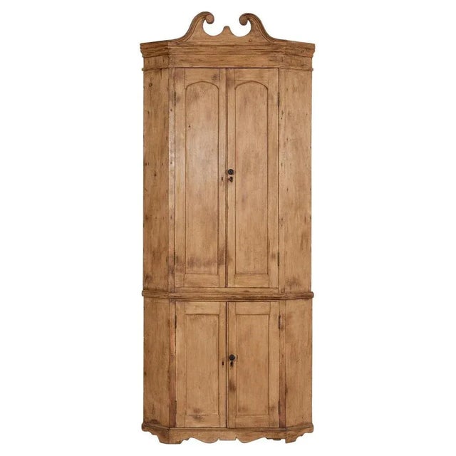 George III English Pine Corner Cupboard For Sale - Image 13 of 13