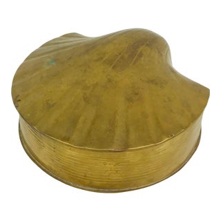 Mid-Century Seashell-Shaped Lidded Brass Box For Sale