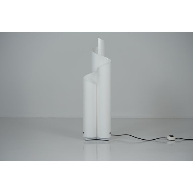 Model Mezzachimera Table Lamp by Vico Magistretti for Artemide, 1960s For Sale - Image 10 of 10
