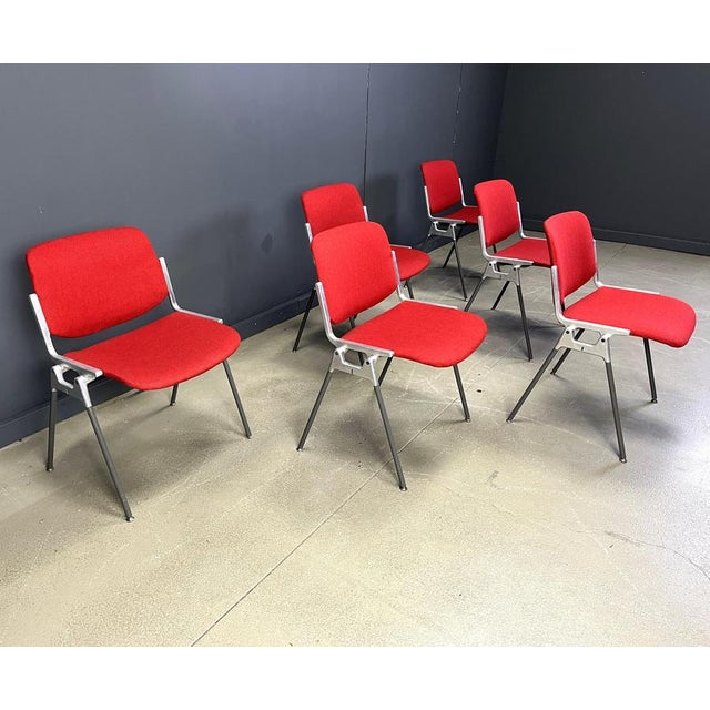 Vintage DSC 106 Side Chairs by Giancarlo Piretti for Castelli, 1970s, Set of 6 For Sale - Image 6 of 12