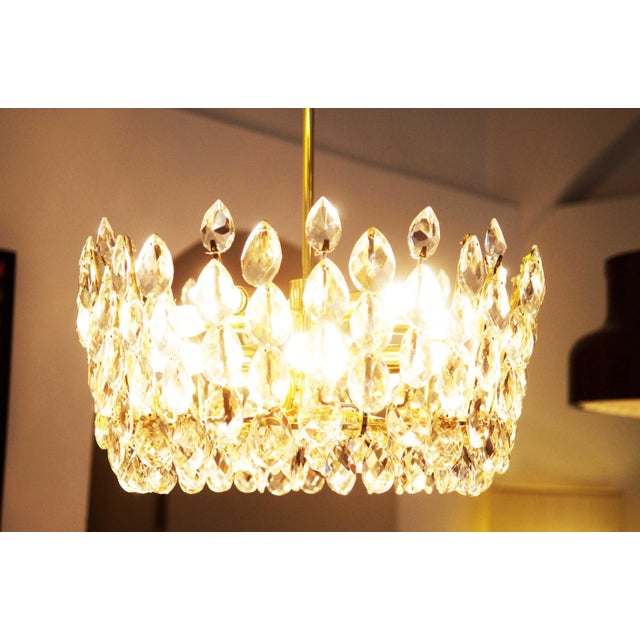 Gold Austrian Cut Crystal Chandelier from Bakalowits & Söhne, 1960s For Sale - Image 8 of 13