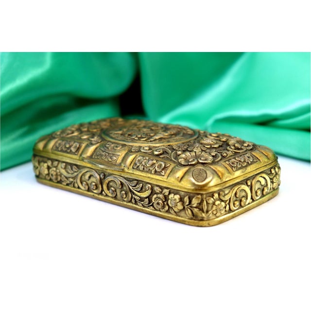 Gilded Silver Box with Chiseled Floral Motifs and Central Card with Children Playing Game For Sale - Image 6 of 8