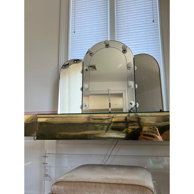 1970s 1970s Lucite Brass Arched Vanity Mirror & Stool Made by Hill Manufacturing - Set of 2 For Sale - Image 5 of 12