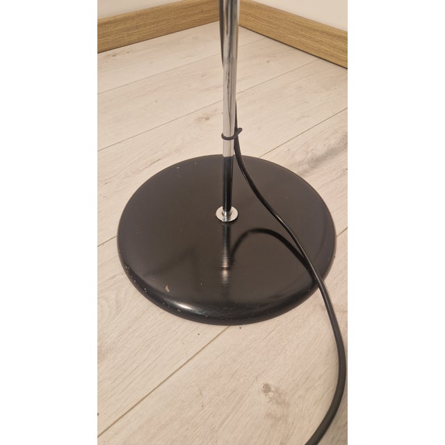 Mid-Century Modern DM 333 Floor Lamp with Metal Base by Vico Magistretti for Oluce For Sale - Image 3 of 15