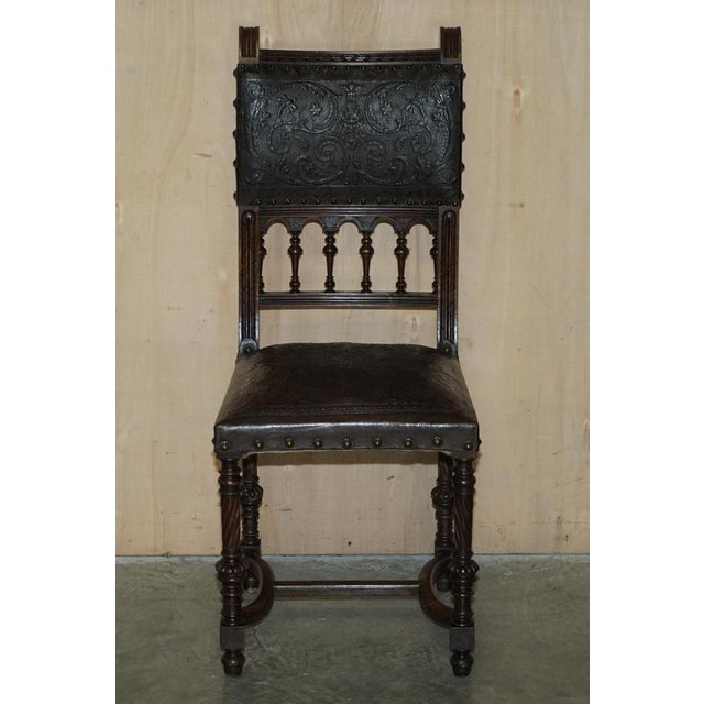 French Henry II Oak & Embossed Leather Dining Chairs, 1880s, Set of 6 For Sale - Image 3 of 18