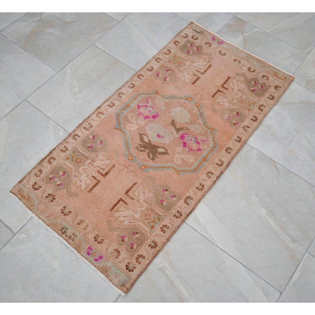 1960s Front of Bath Sink Rug Hand Made Kitchen Mat Muted Color Small Rug Laundry Room Decor - 1'10" X 3'7" For Sale - Image 18 of 18