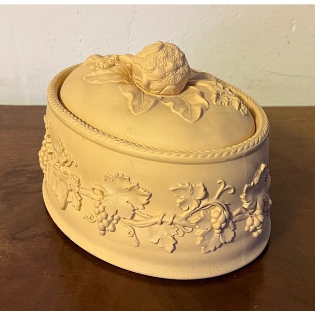 Wedgwood Wedgwood Caneware Vegetable Tureen or Serving Dish and Cover For Sale - Image 4 of 12