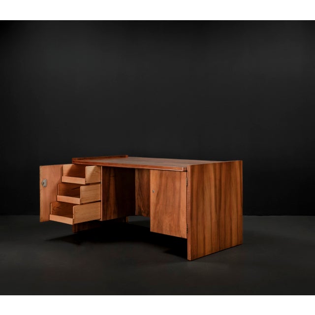 Art Deco Desk in Walnut by Bruno Paul for Veb Deutsche Werkstätten Hellerau, 1930s For Sale - Image 6 of 18
