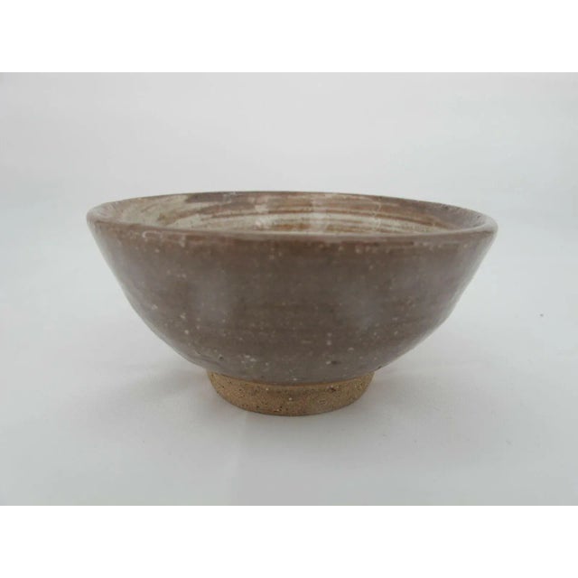 Brown Japanese Studio Pottery Brown & Tan Swirl Tea Bowl by Nitomi Kanji Signed For Sale - Image 8 of 8