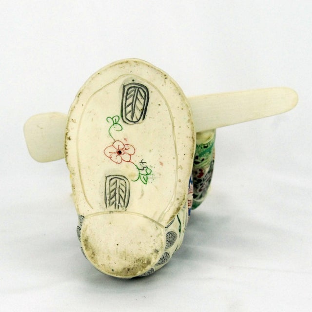 Ceramic Vintage Chinese Shiwan Wucai Woman Playing Zither For Sale - Image 7 of 11