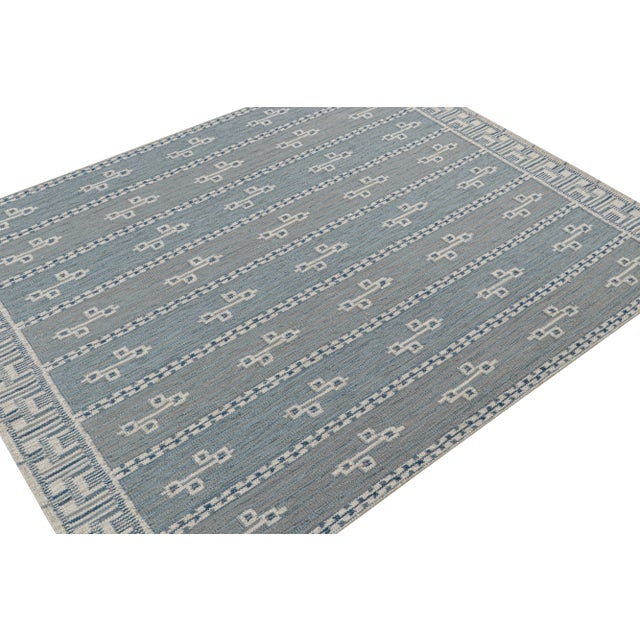 Celerie Kemble Selby Rug by Celerie Kemble for Chairish in Blue & Mushroom, 3'x10' For Sale - Image 4 of 8