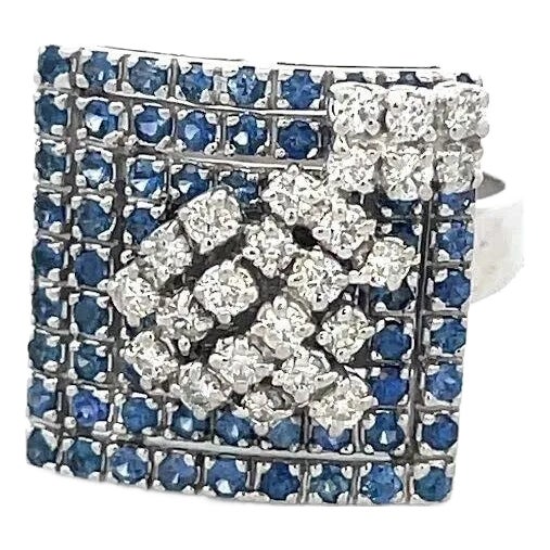 Sonia B. Diamond Sapphire Gold Ring 18k White Square Top Cluster For Sale