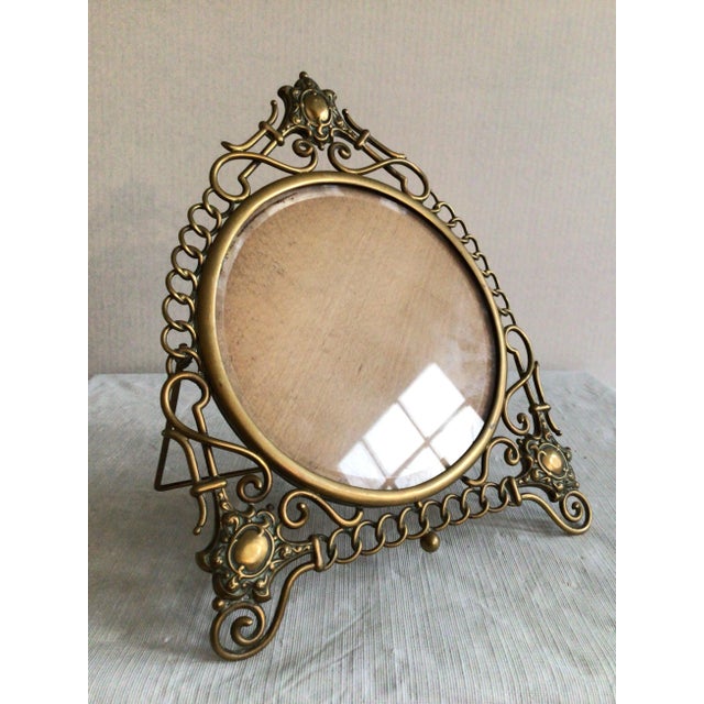 1900's English Scrolled Brass Circular Picture Frame With Medallion Accents For Sale - Image 4 of 11