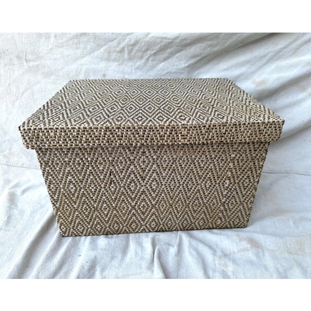 Pair of Woven Straw Nesting Boxes For Sale - Image 4 of 7
