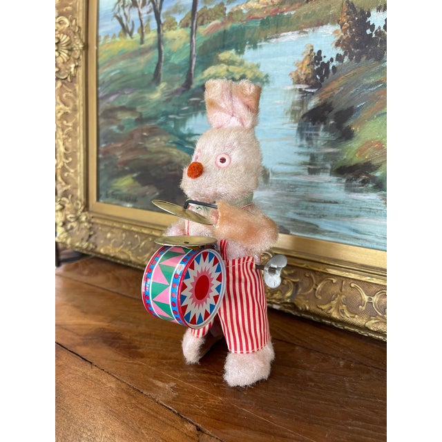 1950s Vintage Wind-Up Bunny Rabbit Toy With Drum and Cymbals, 1950s-1960s.. For Sale - Image 5 of 10