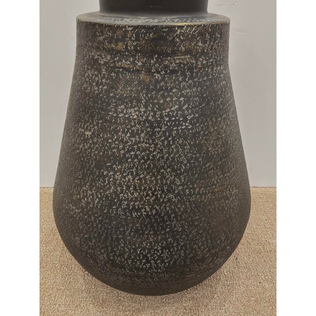 Stylish Currey & Co Large Textured Metal Lamp. Black accents. Showroom floor sample.