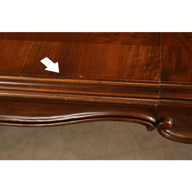 Late 20th Century Karges French Louis XV Style Walnut Expandable Dining Table For Sale - Image 5 of 18