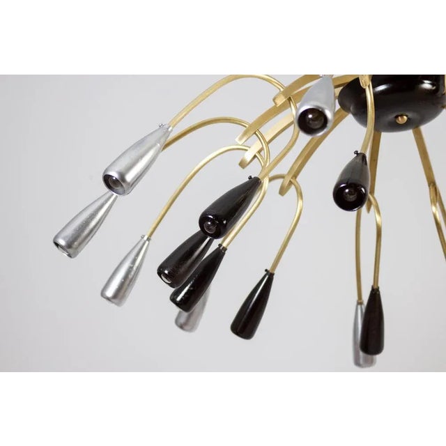 Mid-Century Brass and Murano Glass Chandelier in the style of Stilnovo, 1950s For Sale - Image 4 of 13