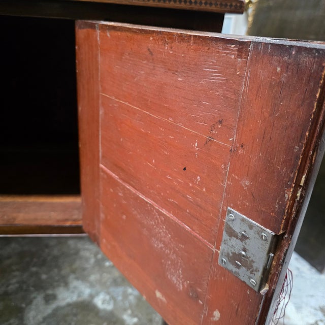 Brown Antique Circa 1795-1810 English George III Flame Mahogany Cabinet Sideboard With Cellarette Drawers For Sale - Image 8 of 18
