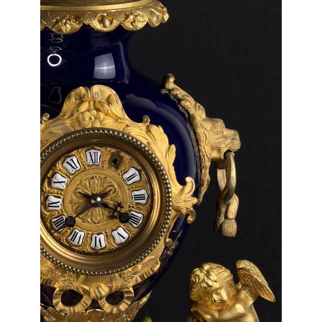 Antique Napoleon III Mantel Clock in Bleu De Sèvres Porcelain, 1865 For Sale - Image 5 of 15