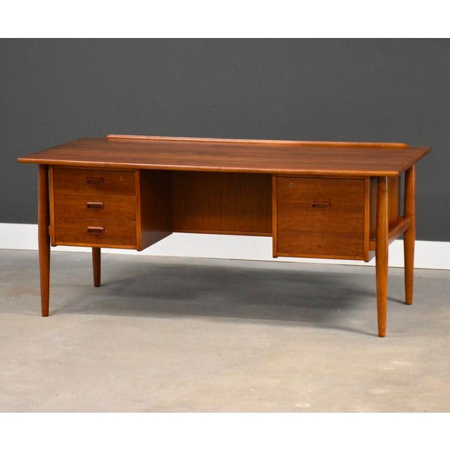 Mid-Century Modern 1960s Refinished Modern Walnut Floating Desk by Goran Strand for Lelangs Møbelfabrik For Sale - Image 3 of 12