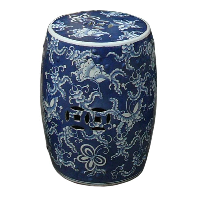 Chinese Blue & White Porcelain Round Butterflies Stool For Sale