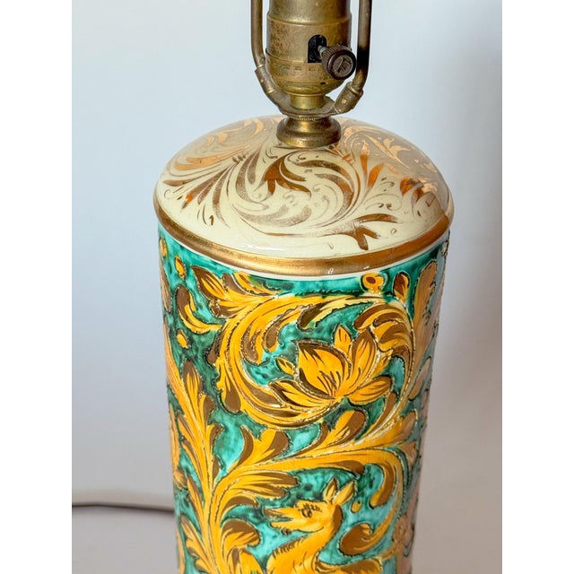 1950s Vintage Italian Scraffito Table Lamp With Gilt Glaze Detail For Sale - Image 5 of 15