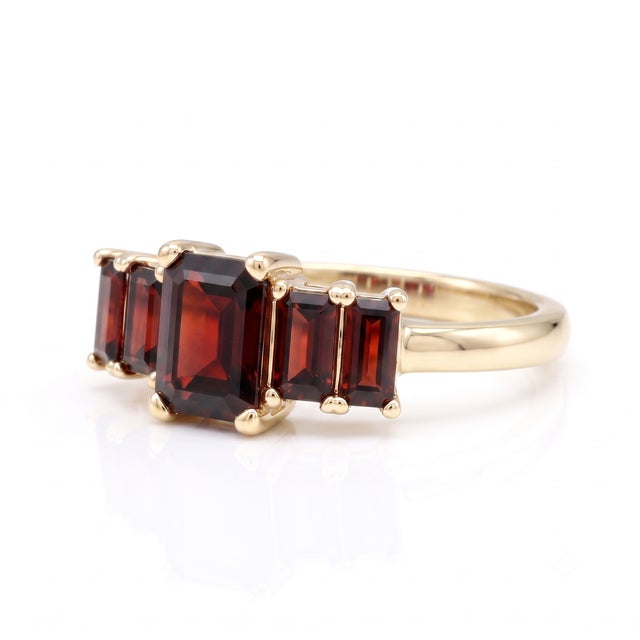 Contemporary Garnet Emerald Cut Five Stone Ring | Wedding Engagement Ring | January Birthstone Ring Us 7 For Sale - Image 3 of 4