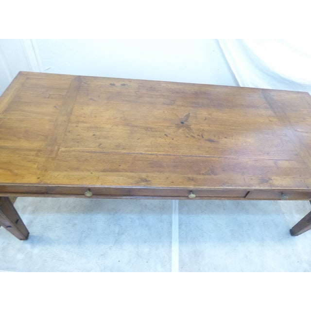 Neoclassical 19th Century Italian Walnut Dining Table For Sale - Image 3 of 5
