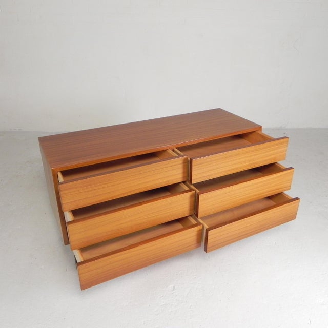 Mid-Century Chest of Drawers in the style of Musterring, 1960s For Sale - Image 6 of 18