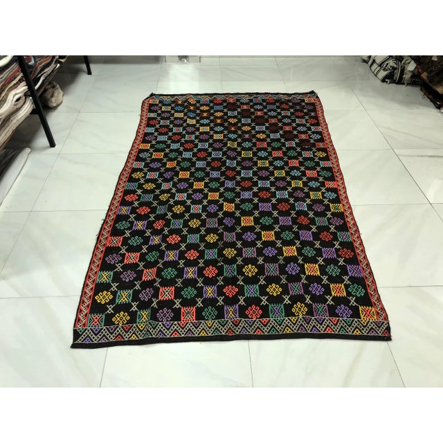 Turkish Handmade Naturel Kilim Rug - 4′11″ × 7′9″ For Sale - Image 11 of 11