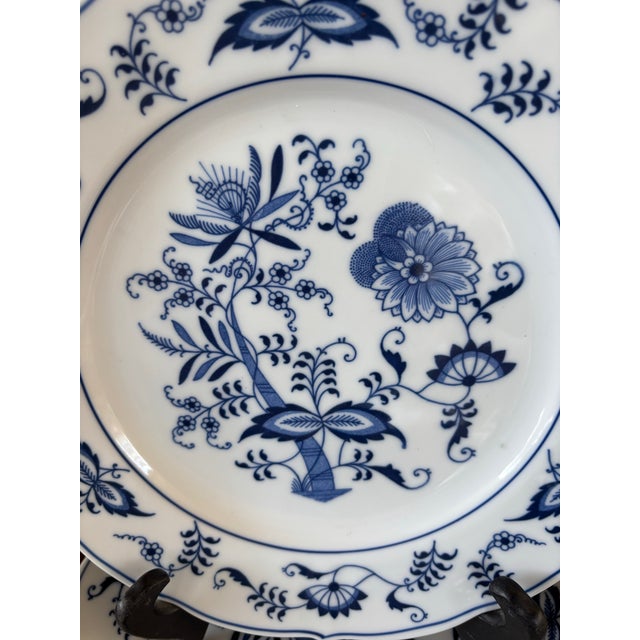 Mid-Century Modern Mid 20th Century Japenese Blue Danube “Blue Onion” Dinner Plates - Set of 8 For Sale - Image 3 of 4