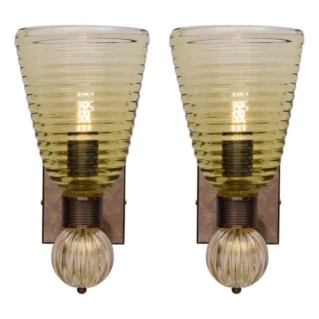 Murano Olive Green Glass and 24 Carat Gold Avventurine Sconces - a Pair For Sale
