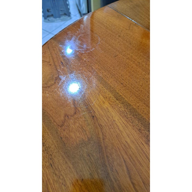 Antique Round Mahogany Dining Table, 42” Turned Legs, Farmhouse Style For Sale - Image 10 of 10