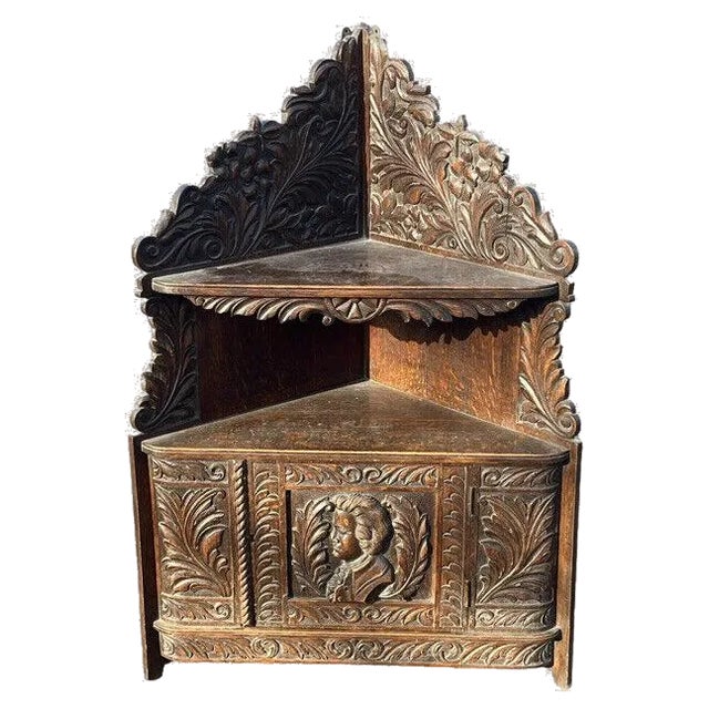 Victorian Corner Wall Cabinet in Oak with Fine Carved Figure For Sale