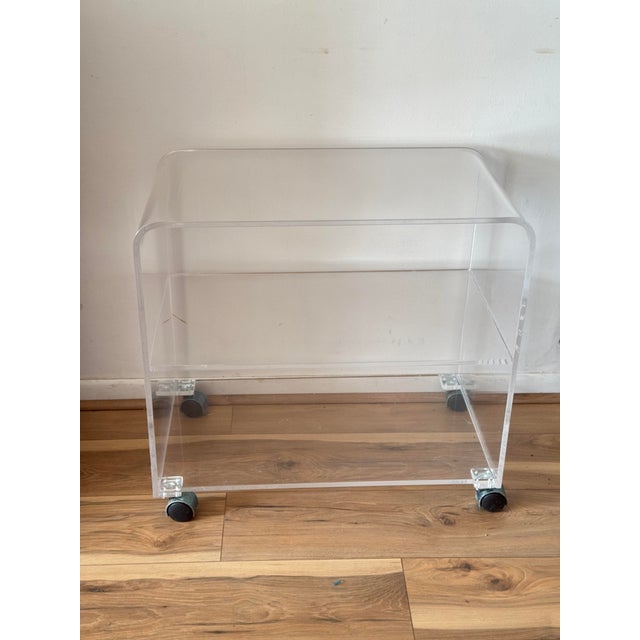 Mid-Century Modern Vintage 1980s Clear Lucite Bar Cart on Wheels For Sale - Image 3 of 6